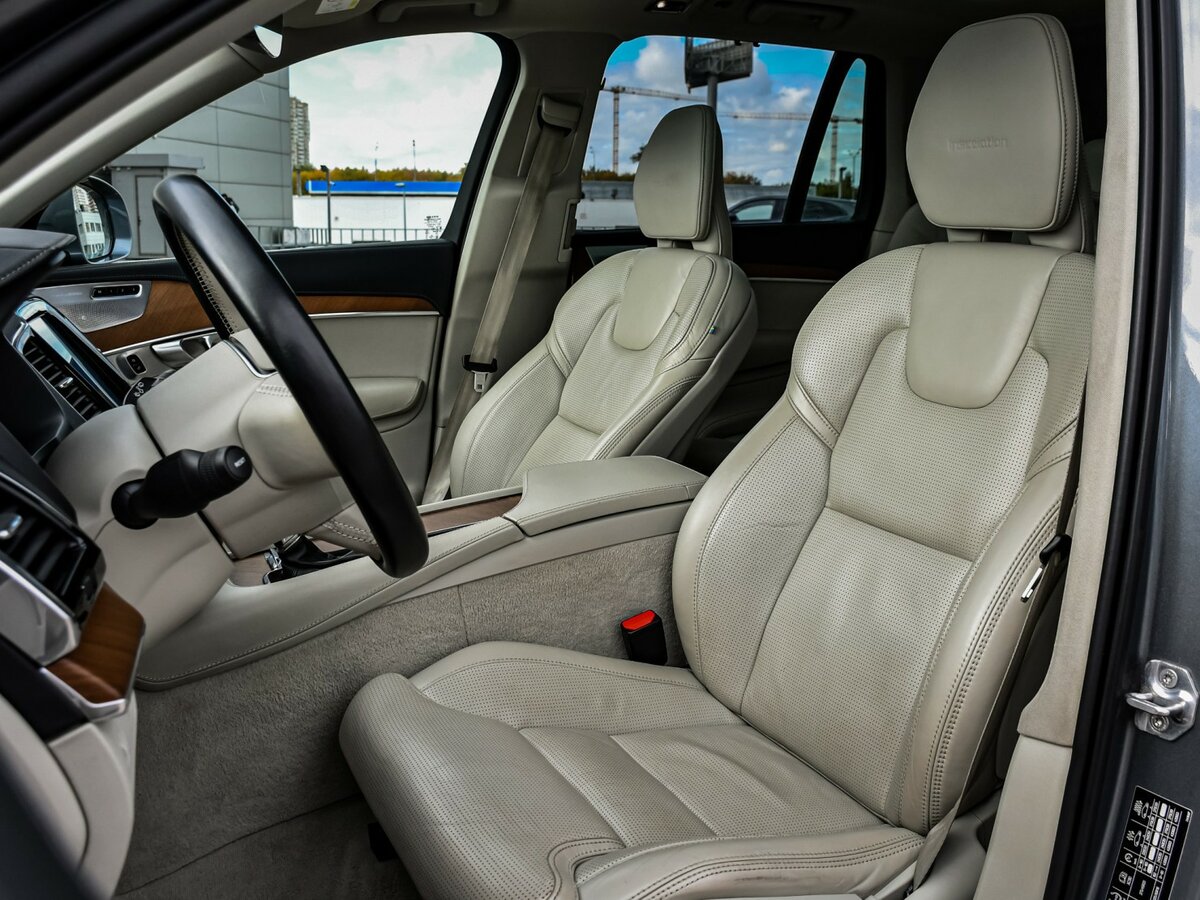 Купить Volvo XC90 с пробегом. Фото: #16