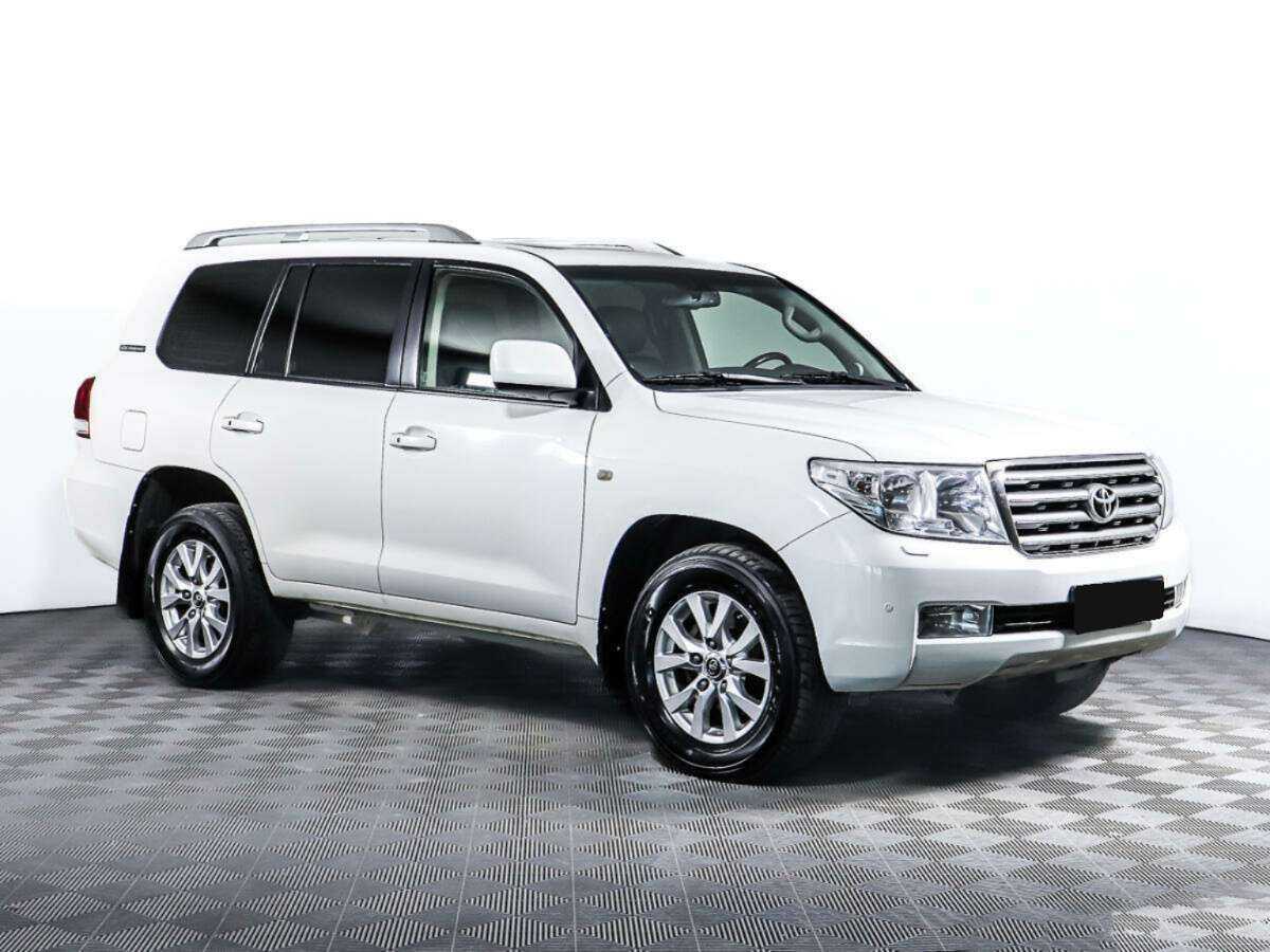 Купить Toyota Land Cruiser с пробегом. Фото: #1