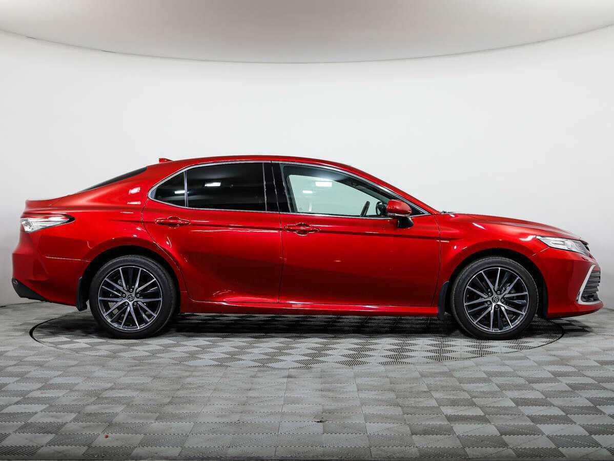 Купить Toyota Camry с пробегом. Фото: #2