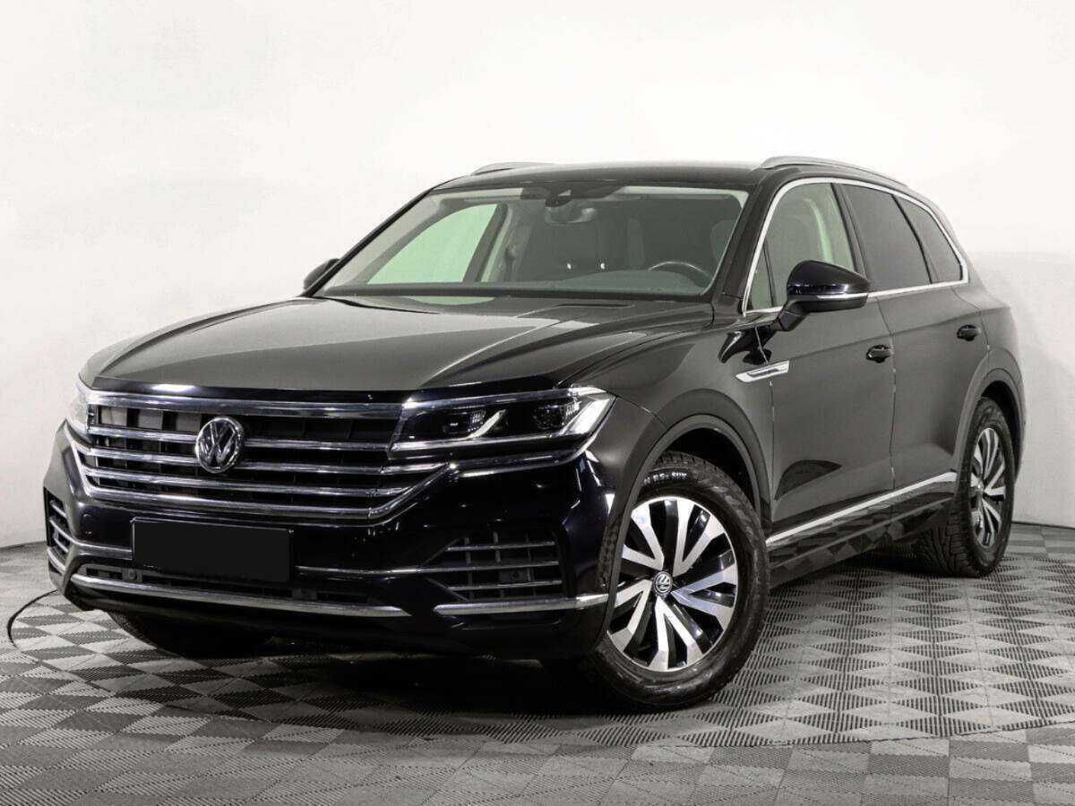 Купить Volkswagen Touareg с пробегом. Посмотреть фото