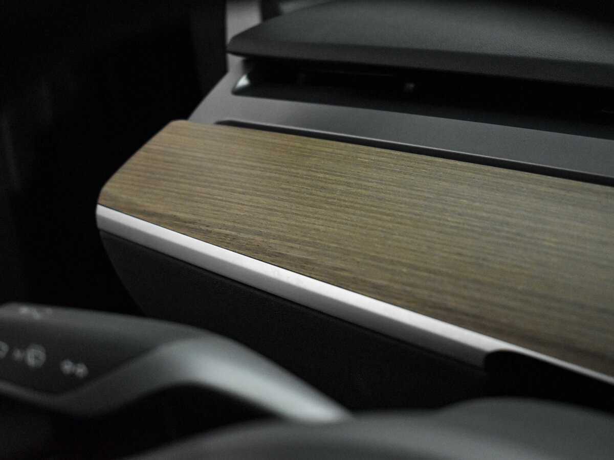 Купить Tesla Model 3 с пробегом. Фото: #21