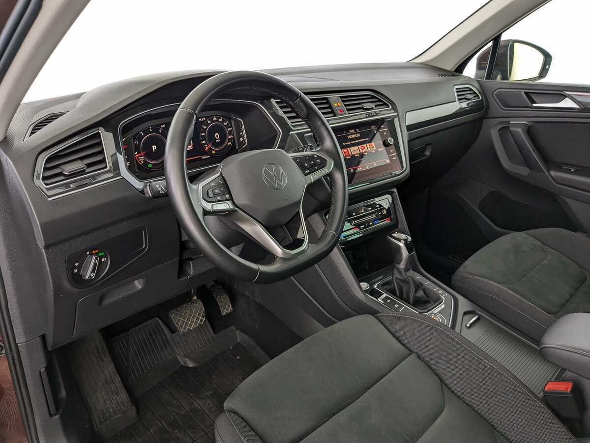 Купить Volkswagen Tiguan с пробегом. Фото: #10