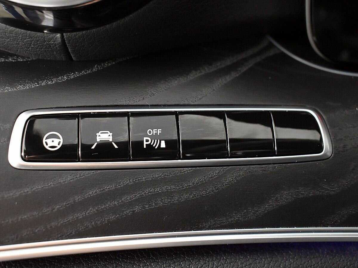Купить Mercedes-Benz E-Класс с пробегом. Фото: #20