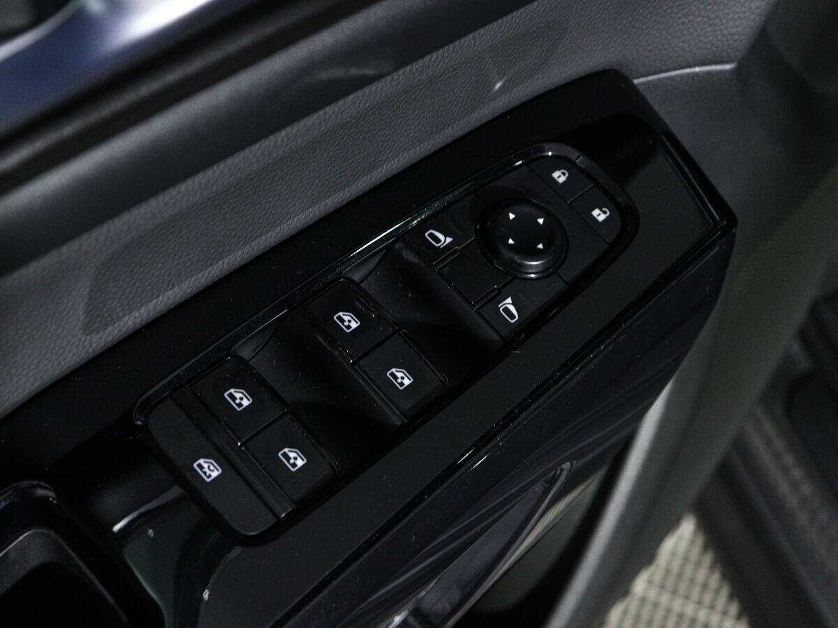 Купить Nissan Pathfinder с пробегом. Фото: #21