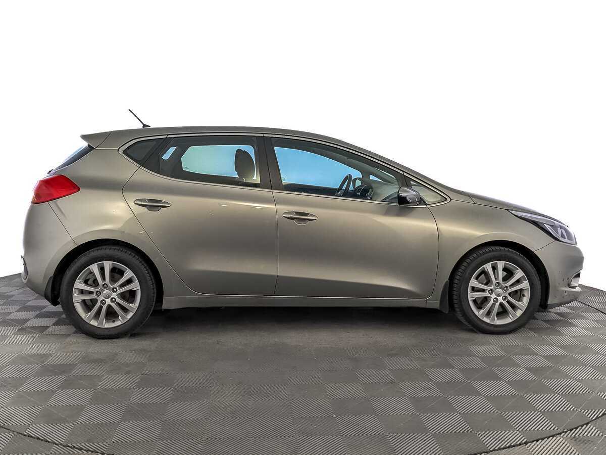 Купить Kia Ceed с пробегом. Фото: #3
