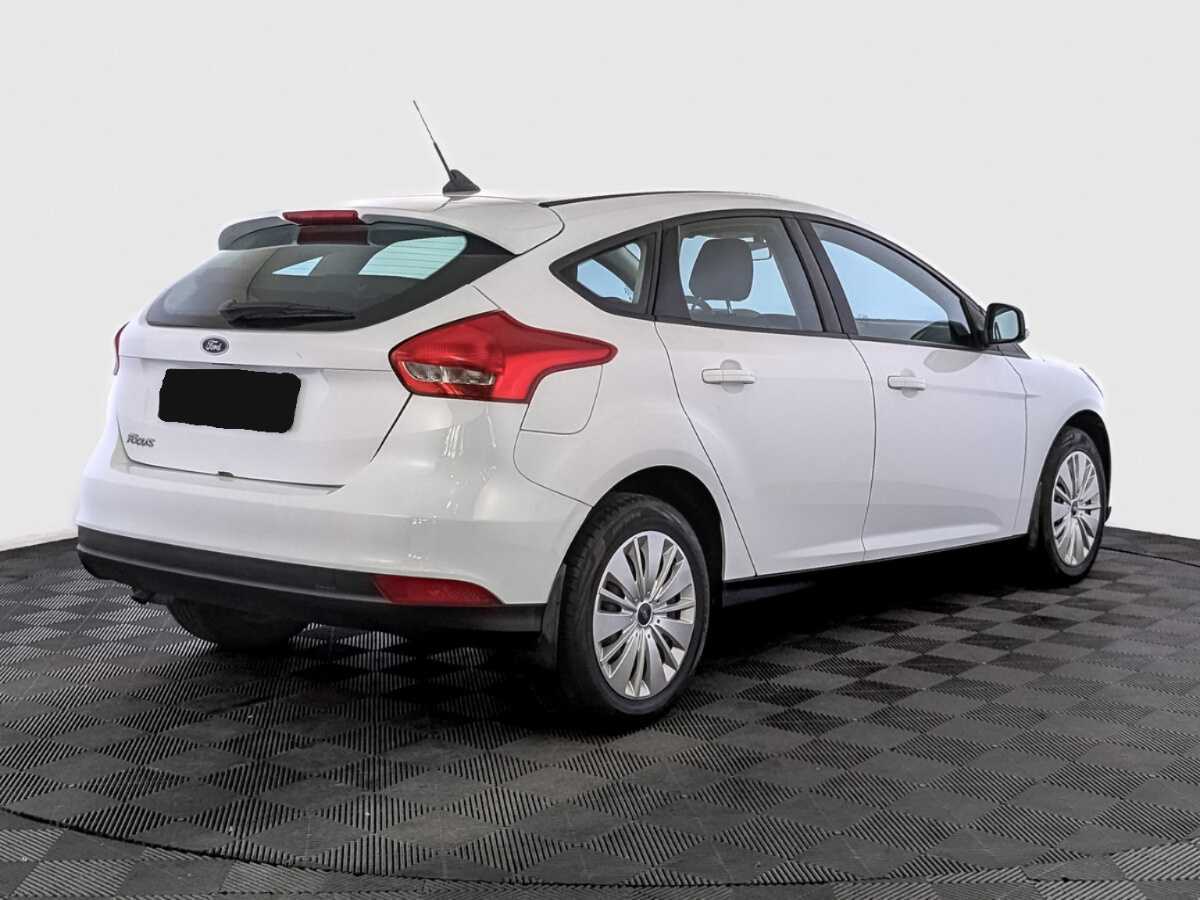 Купить Ford Focus с пробегом. Фото: #4