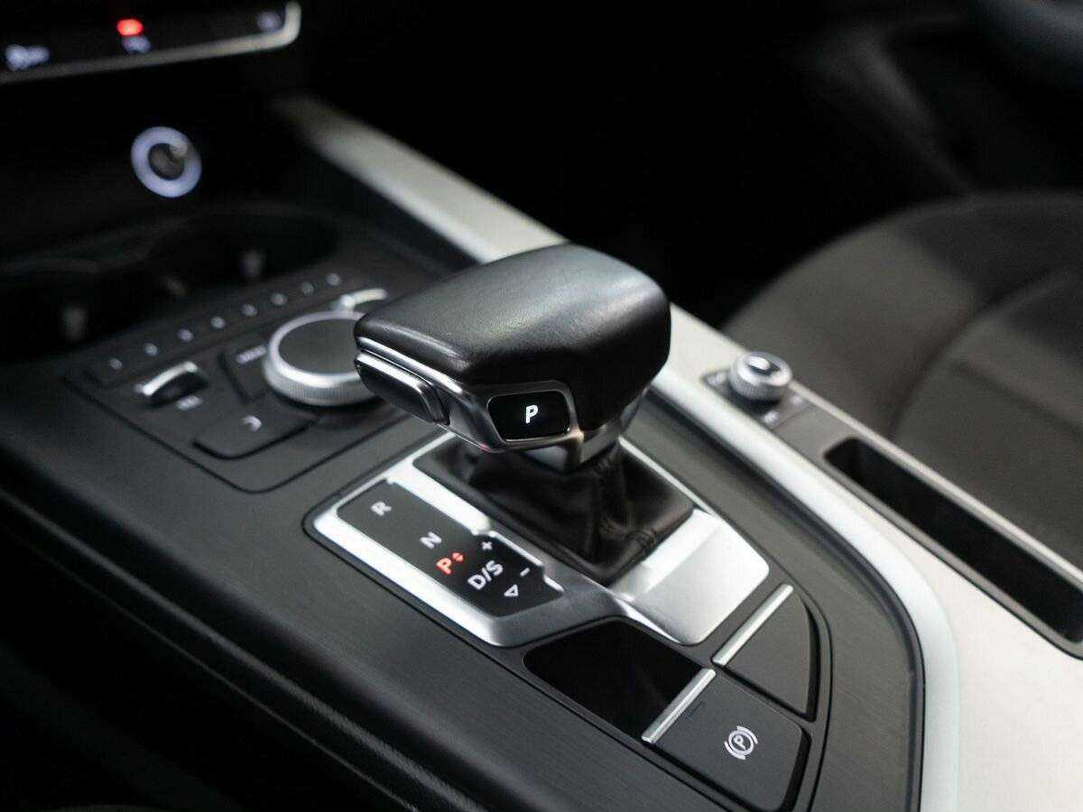 Купить Audi A4 с пробегом. Фото: #13