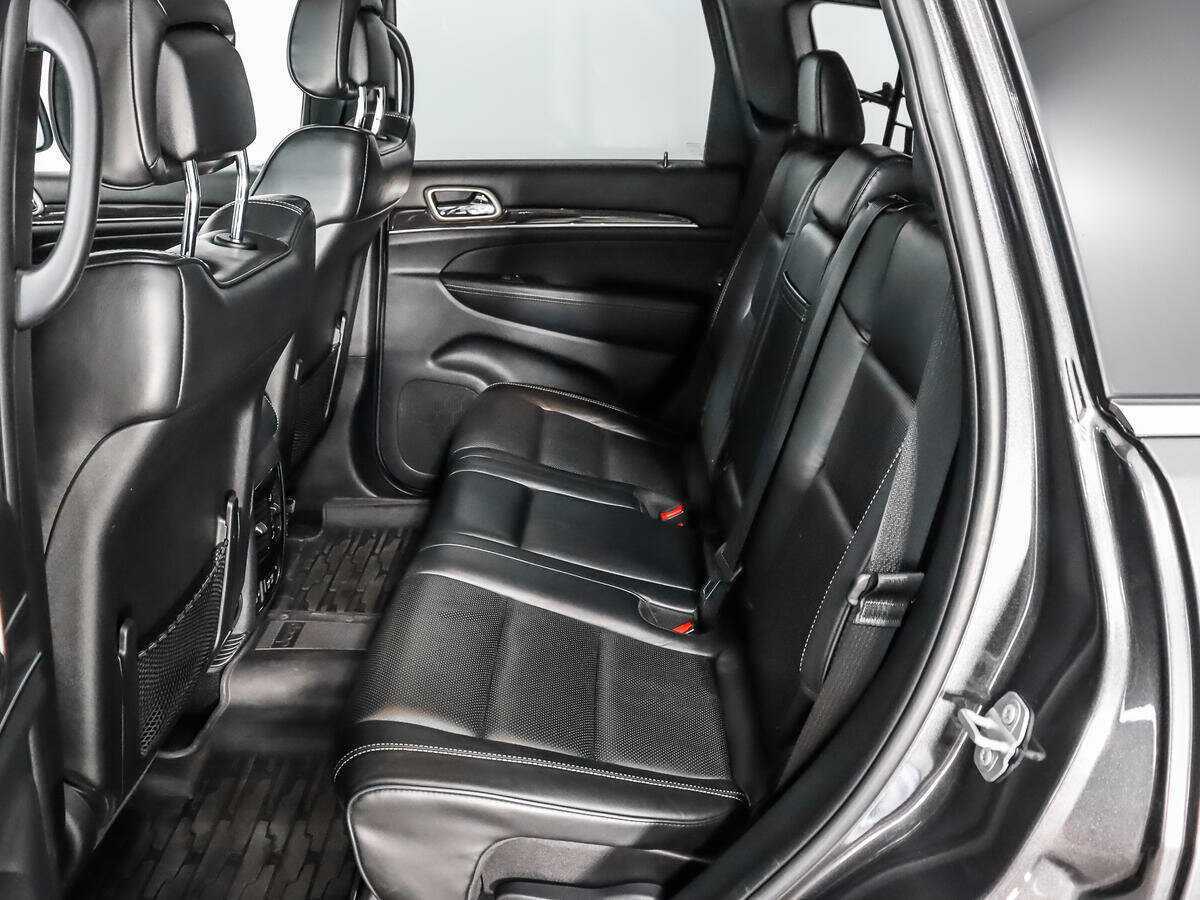 Купить Jeep Grand Cherokee с пробегом. Фото: #12