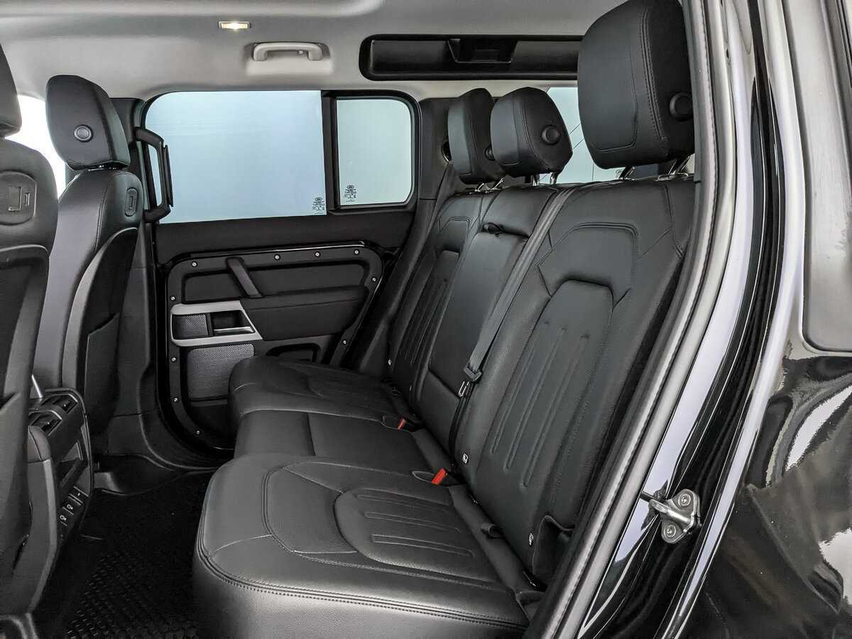 Купить Land Rover Defender с пробегом. Фото: #16