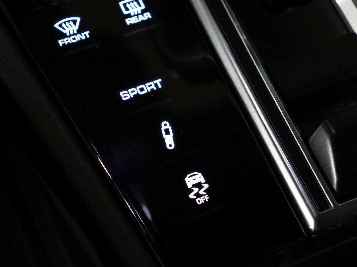 Купить Porsche Cayenne с пробегом. Фото: #30