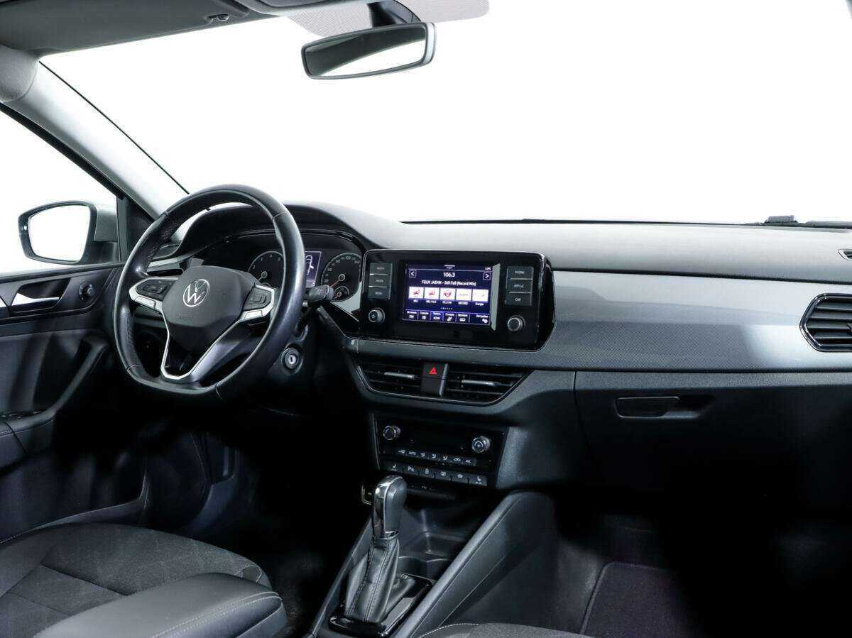 Купить Volkswagen Polo с пробегом. Фото: #8