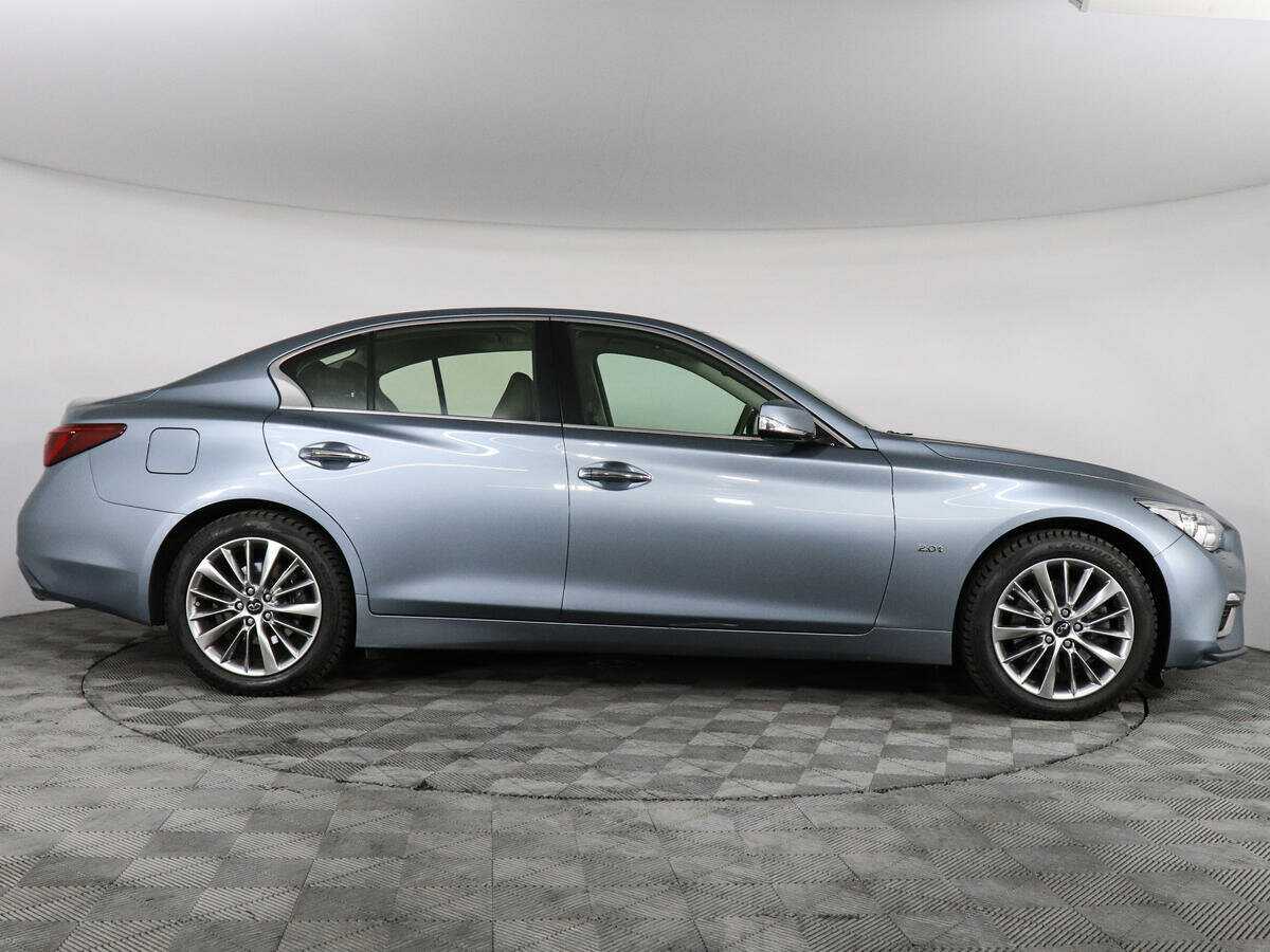 Купить Infiniti Q50 с пробегом. Фото: #3