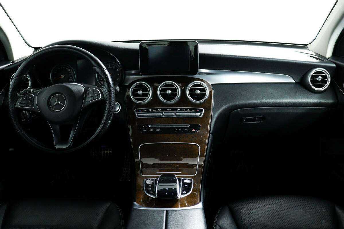 Купить Mercedes-Benz GLC с пробегом. Фото: #10