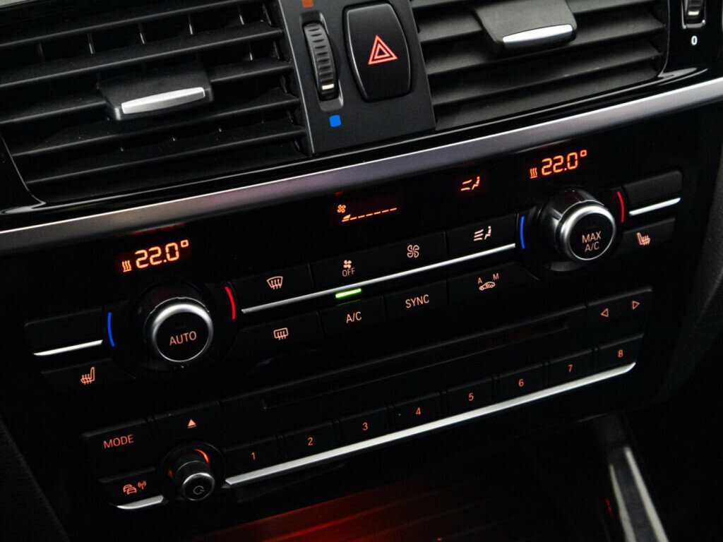 Купить BMW X4 с пробегом. Фото: #16