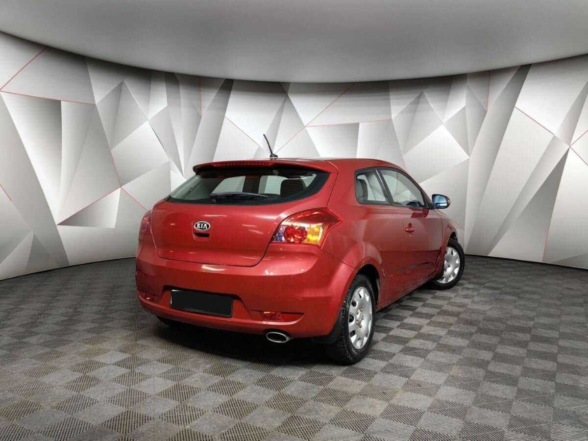 Купить Kia Ceed с пробегом. Фото: #1