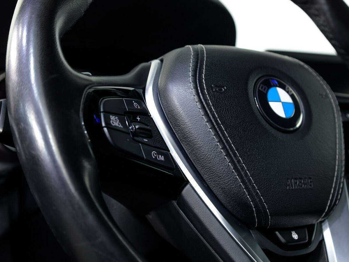 Купить BMW 5 серии с пробегом. Фото: #17