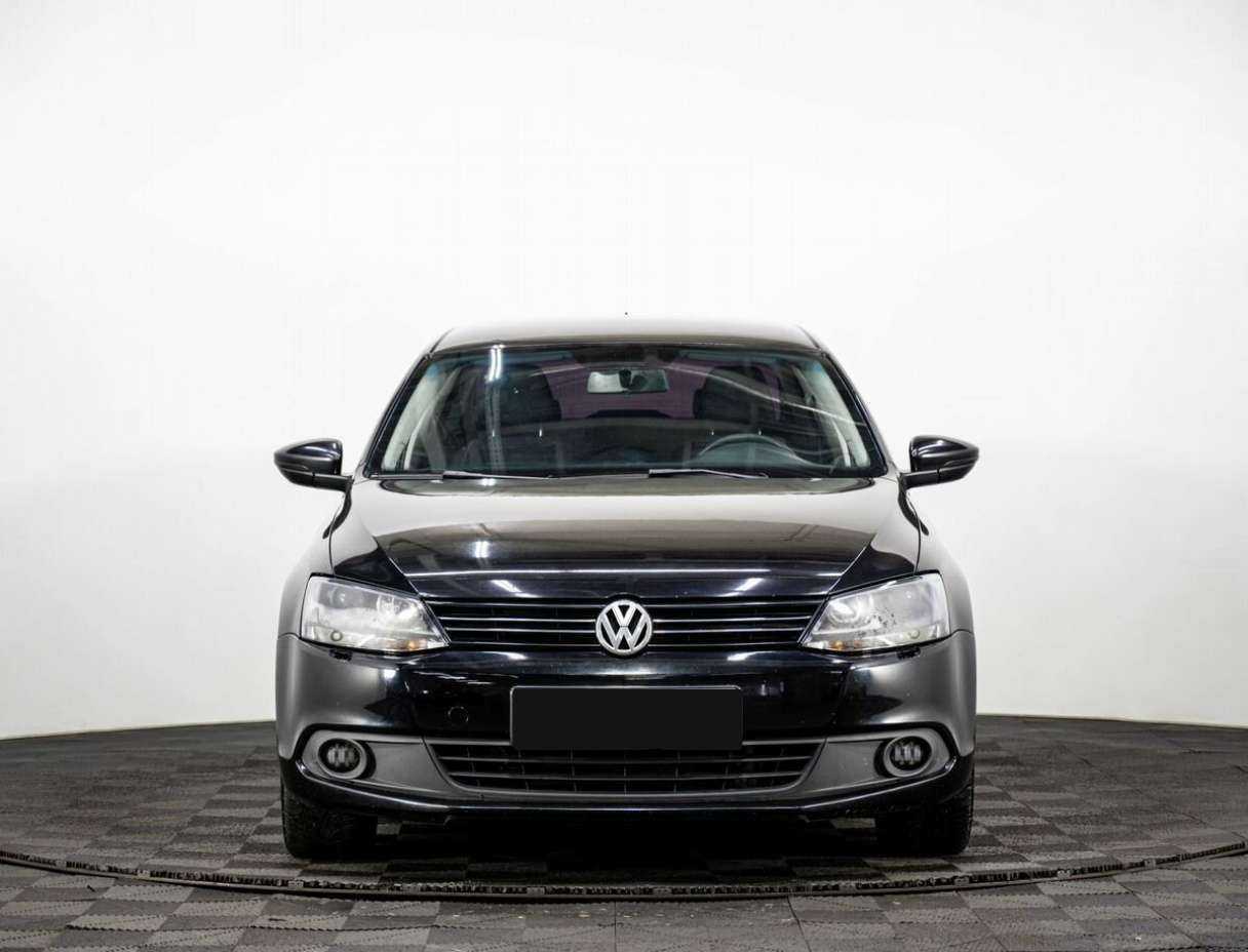 Купить Volkswagen Jetta с пробегом. Фото: #1