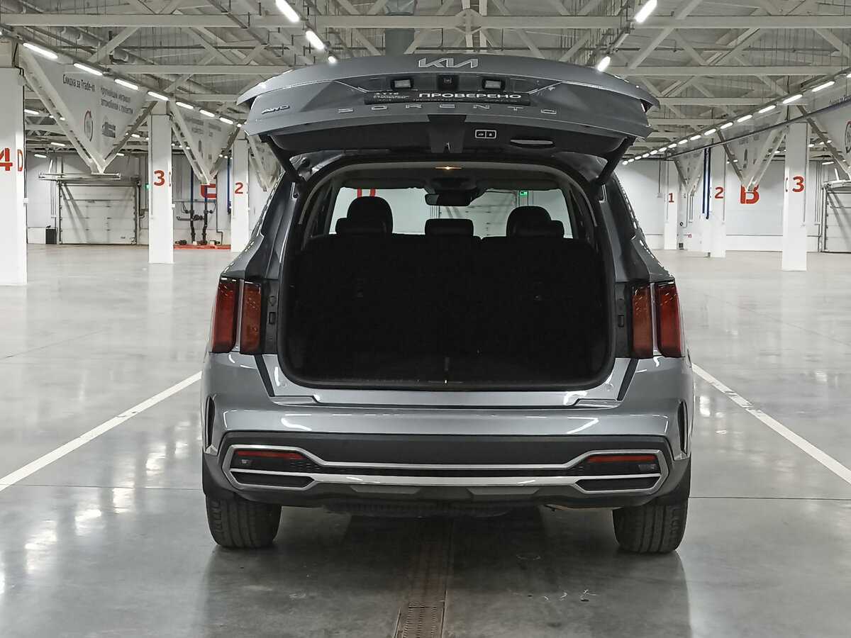 Купить Kia Sorento с пробегом. Фото: #9