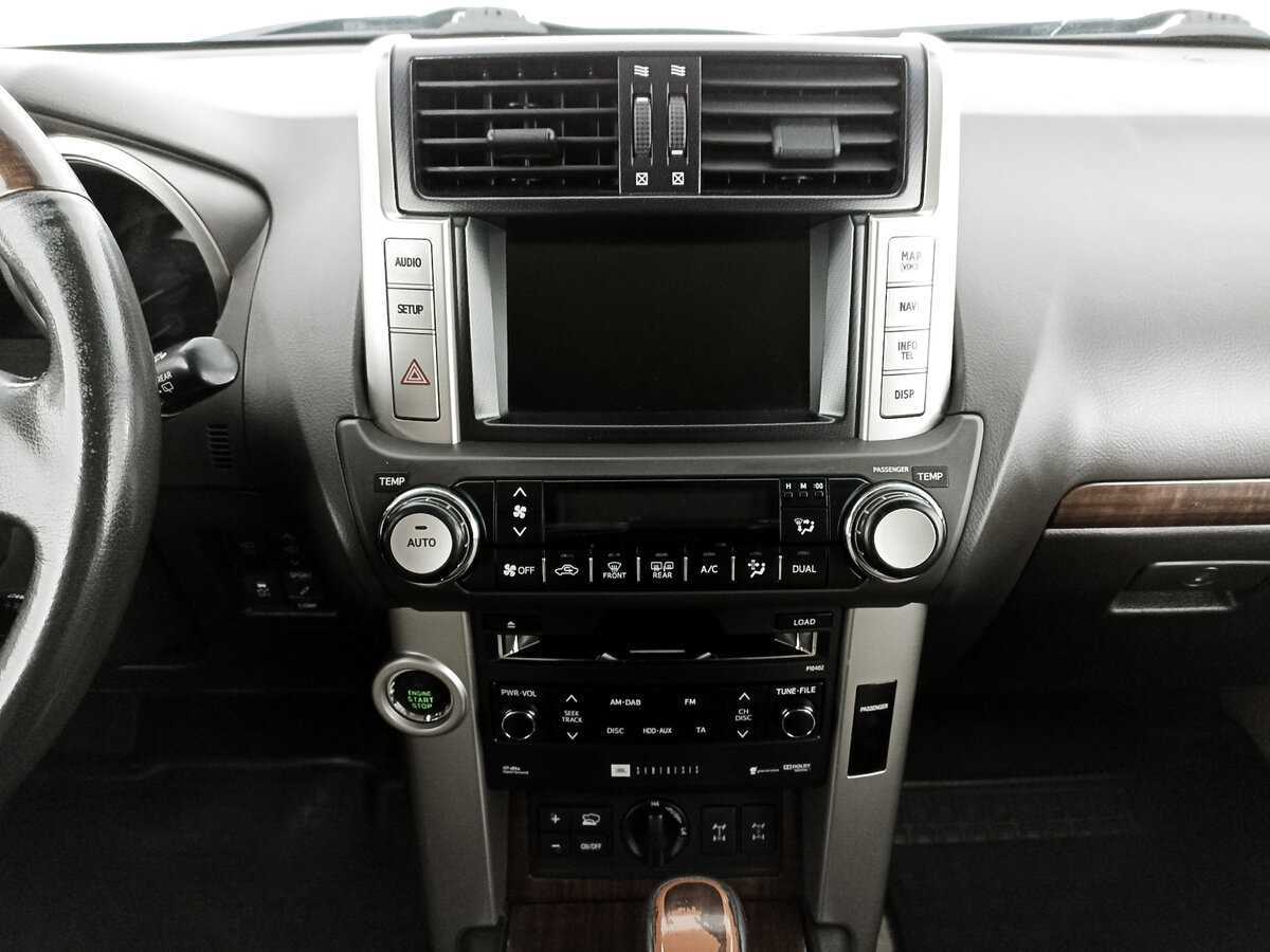 Купить Toyota Land Cruiser Prado с пробегом. Фото: #10