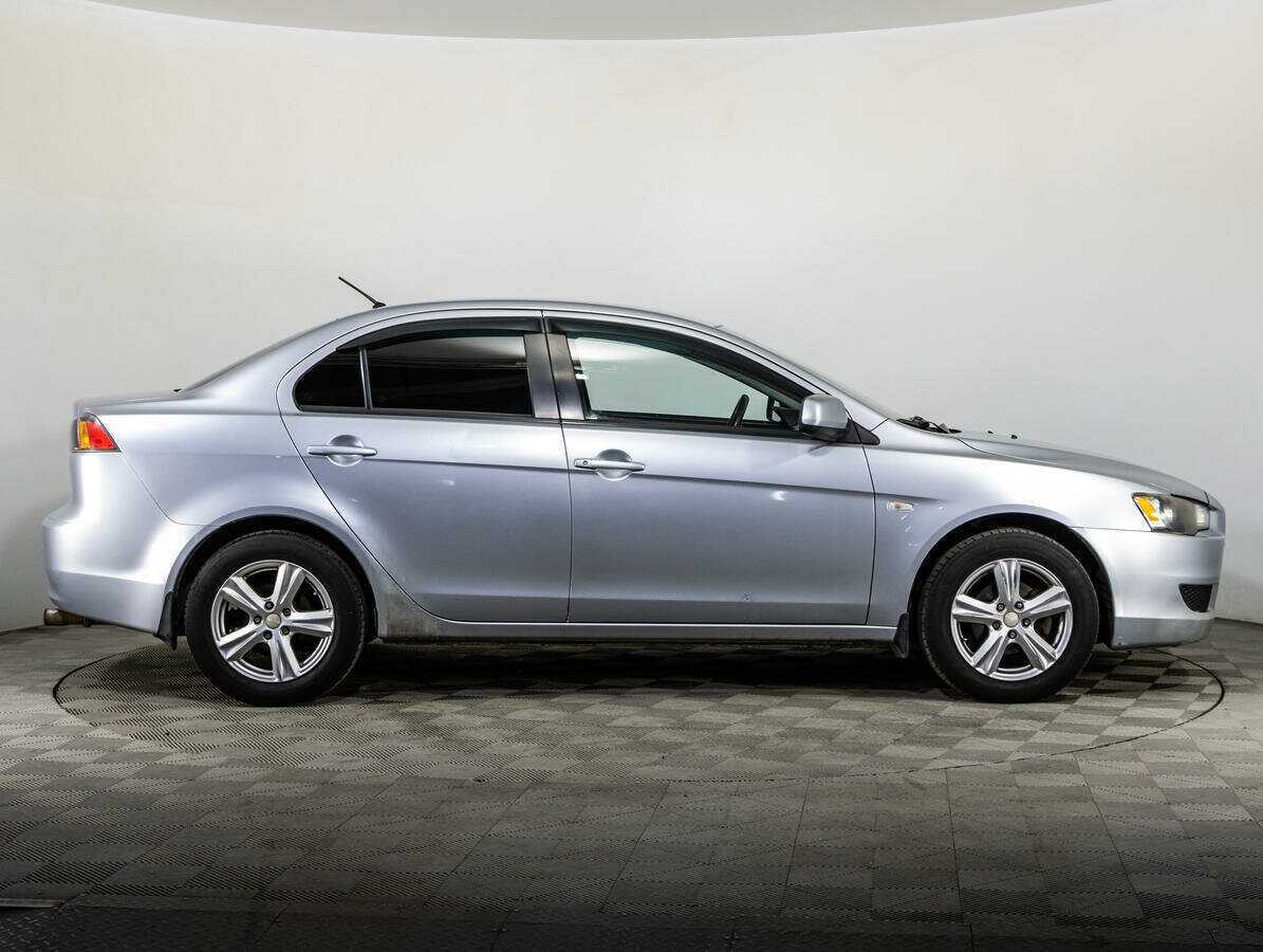 Купить Mitsubishi Lancer с пробегом. Фото: #3