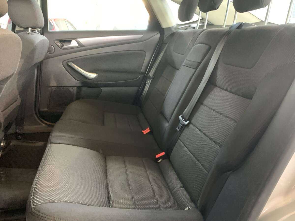 Купить Ford Mondeo с пробегом. Фото: #13