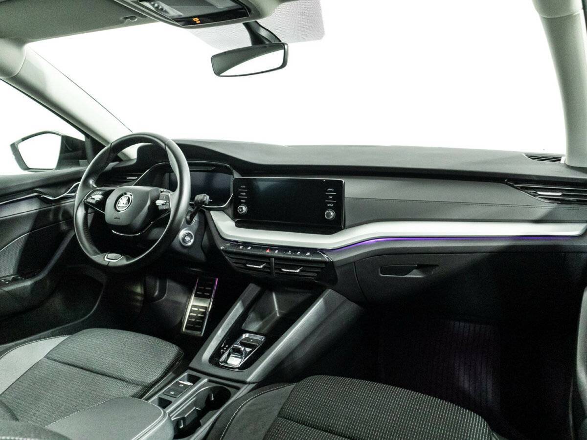Купить Skoda Octavia с пробегом. Фото: #8