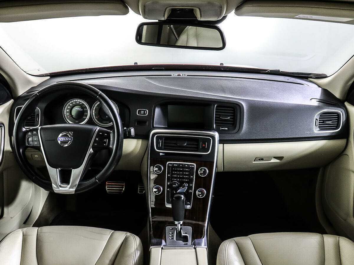 Купить Volvo S60 с пробегом. Фото: #10