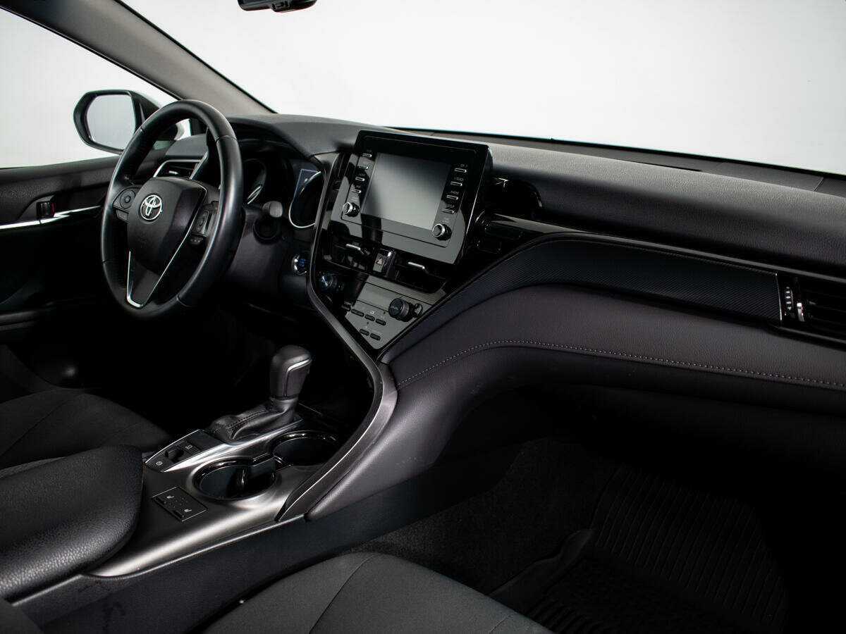 Купить Toyota Camry с пробегом. Фото: #5