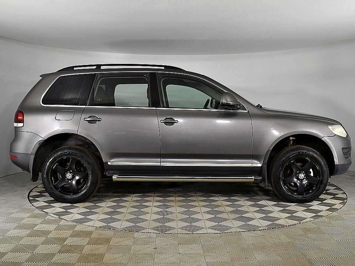 Купить Volkswagen Touareg с пробегом. Фото: #4