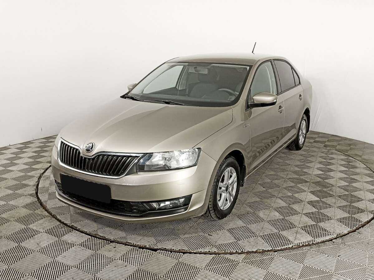 Купить Skoda Rapid с пробегом. Фото: #0