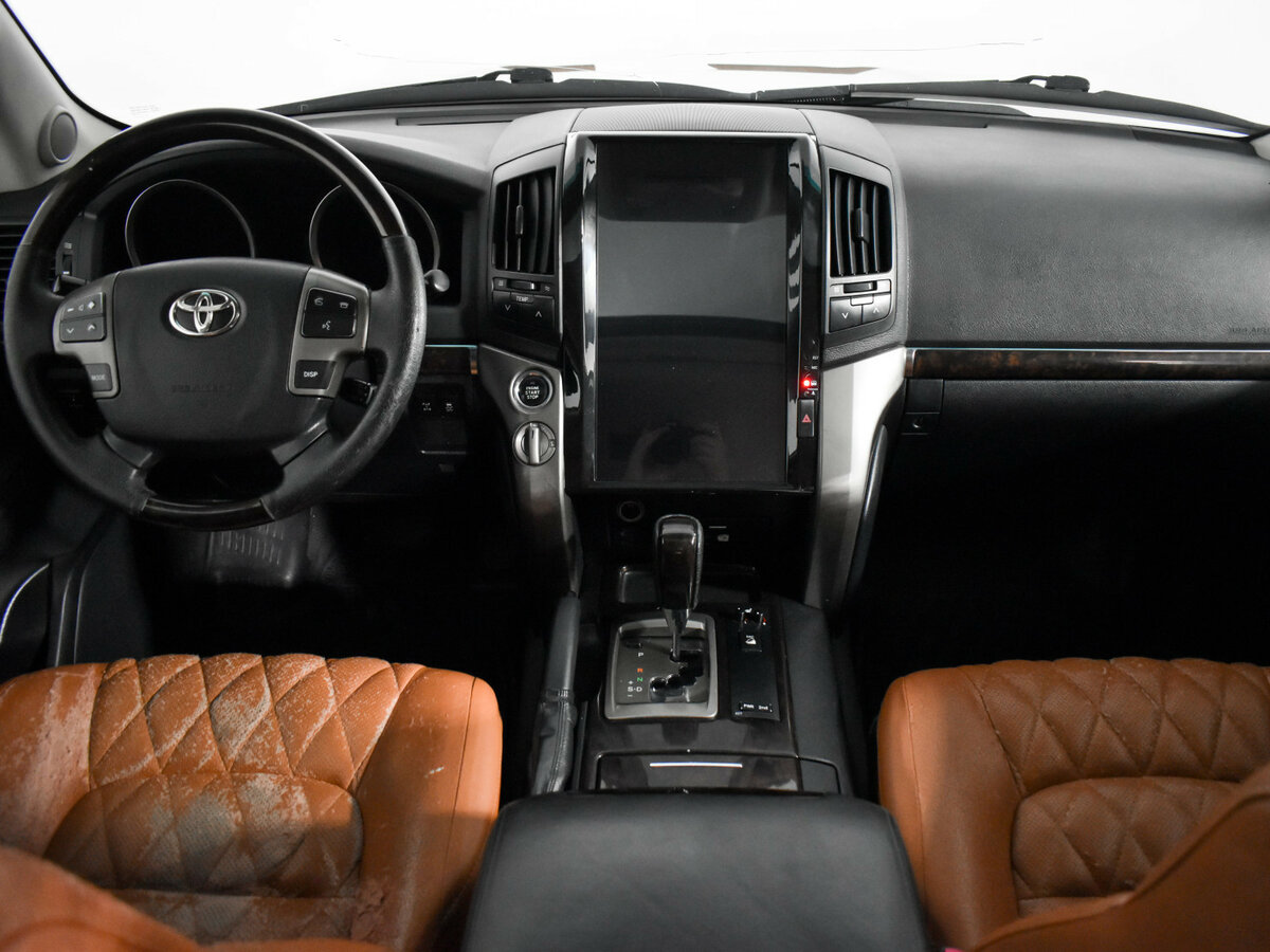 Купить Toyota Land Cruiser с пробегом. Фото: #9