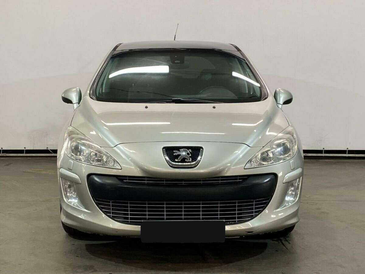 Купить Peugeot 308 с пробегом. Фото: #1