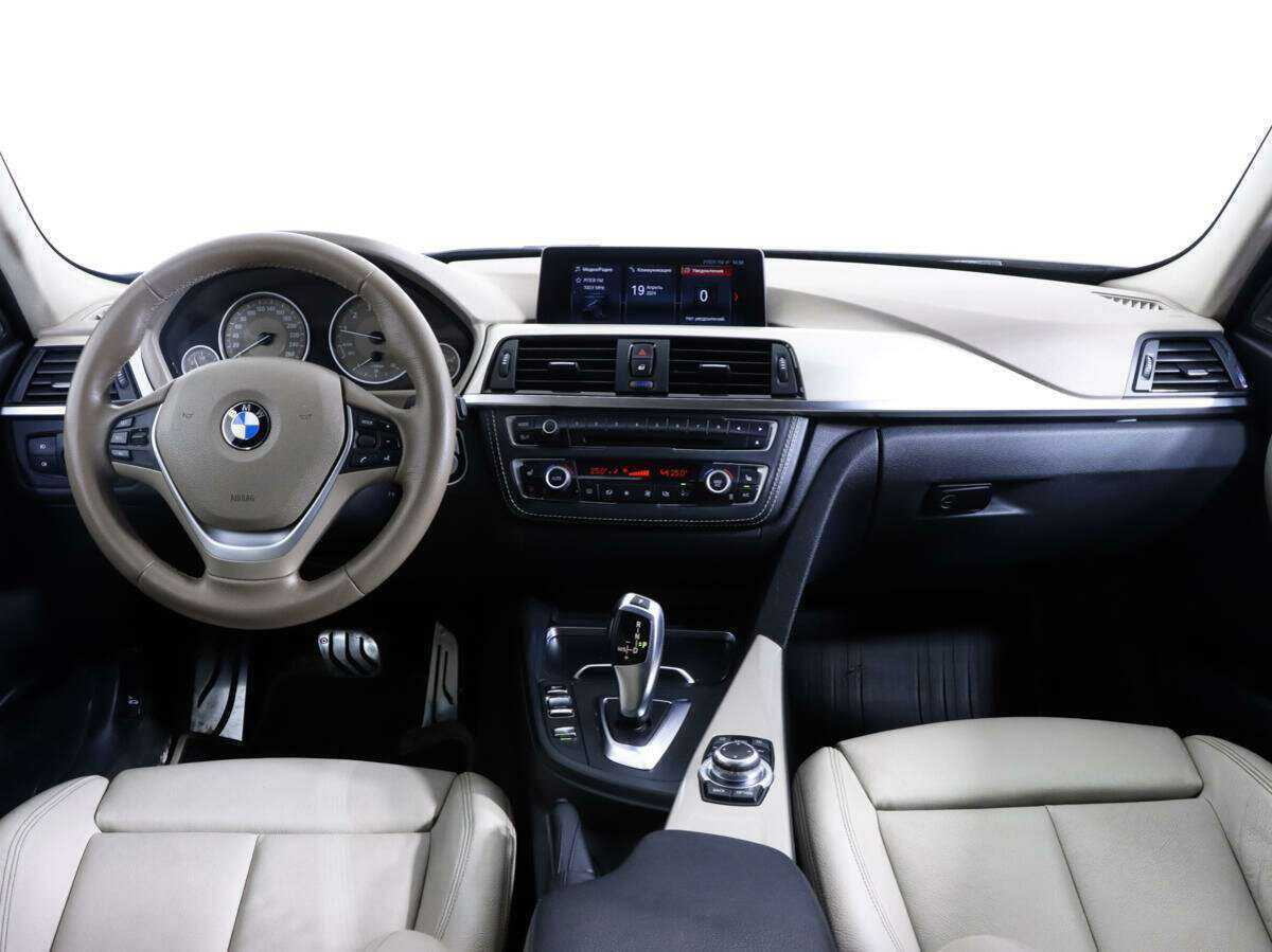Купить BMW 3 серии с пробегом. Фото: #9