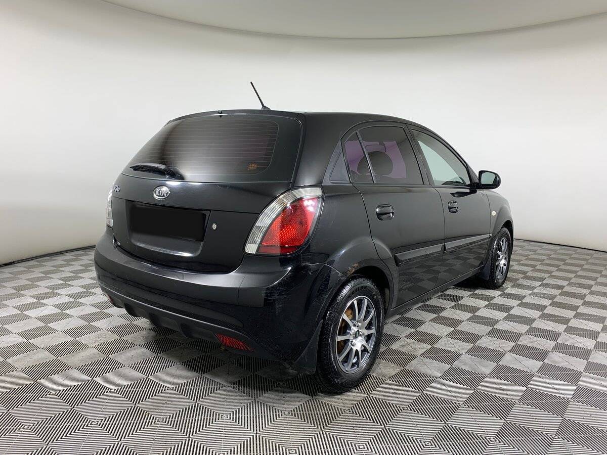 Купить Kia Rio с пробегом. Фото: #4