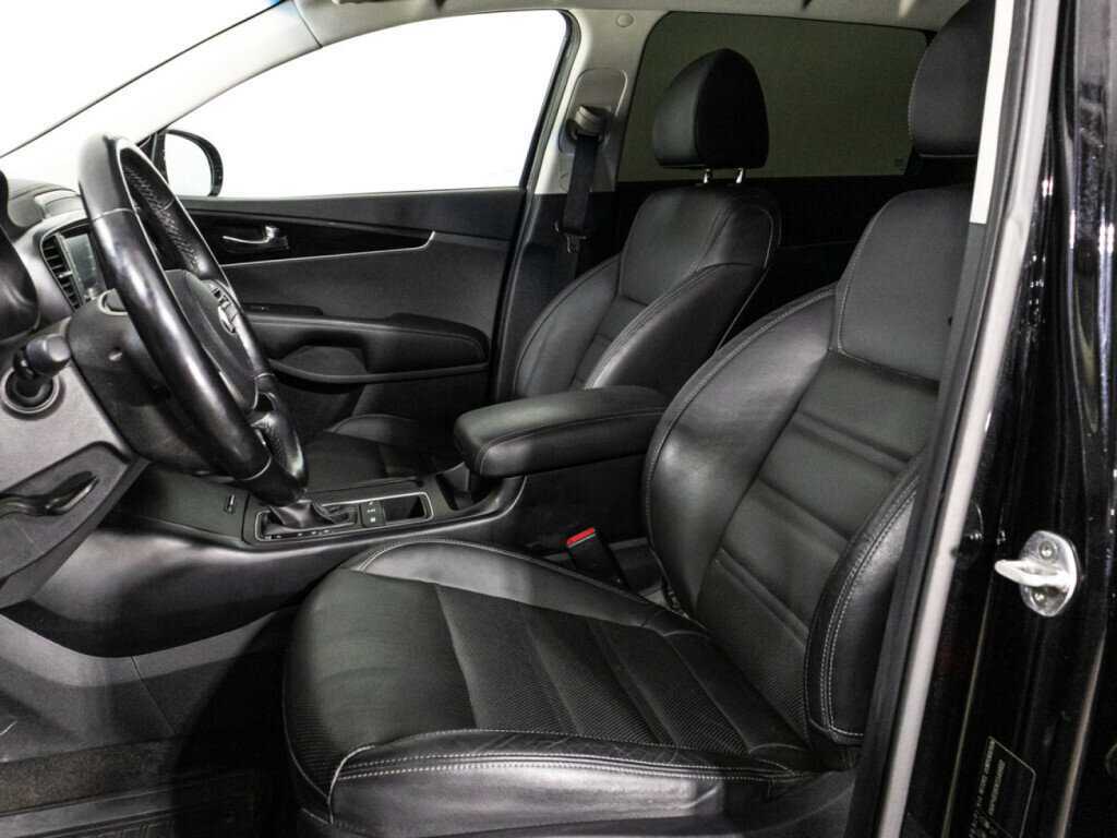 Купить Kia Sorento с пробегом. Фото: #17