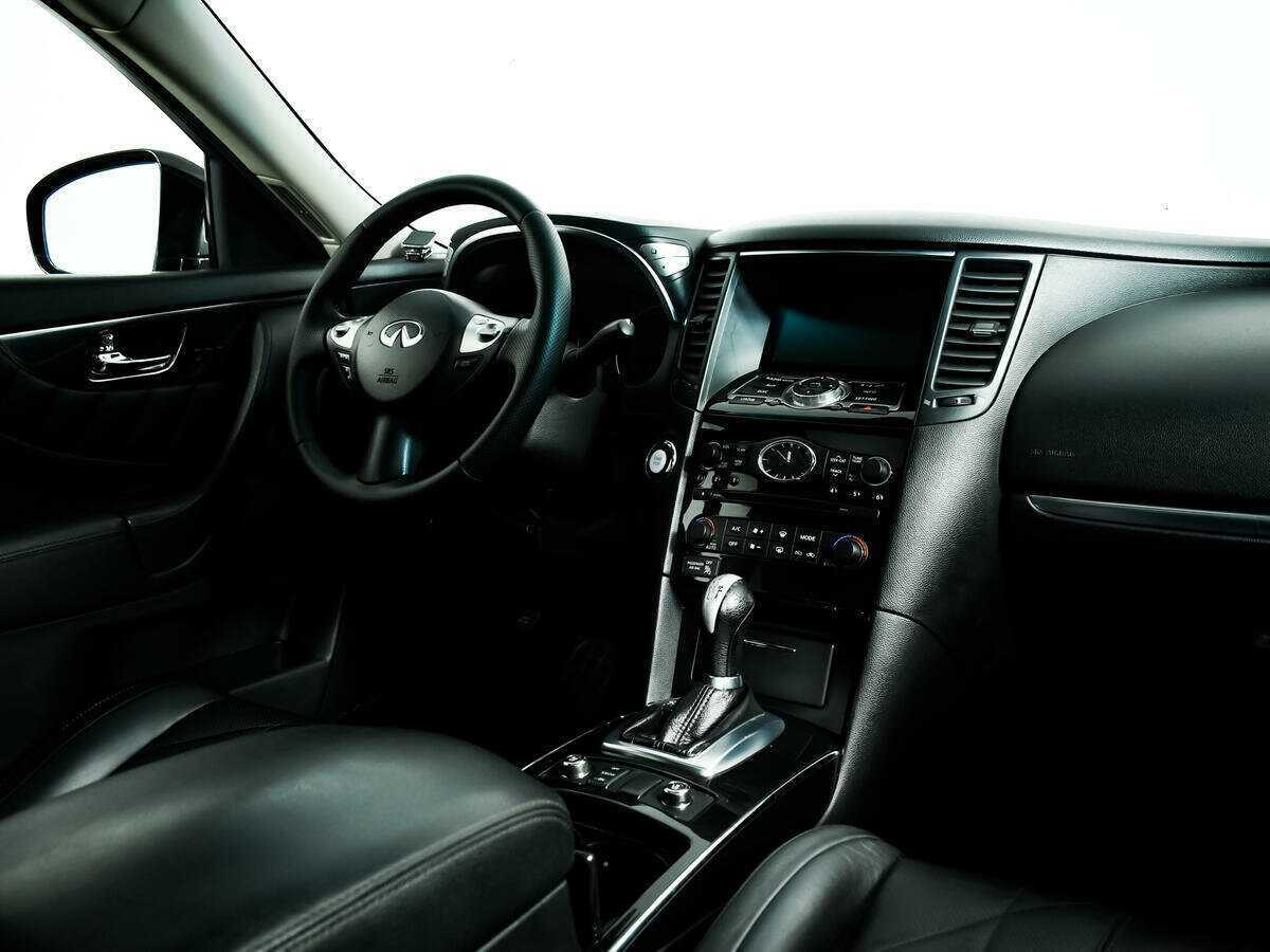 Купить Infiniti FX с пробегом. Фото: #7