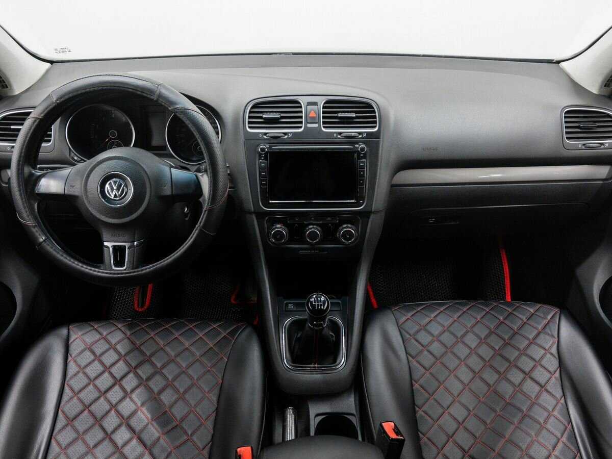 Купить Volkswagen Golf с пробегом. Фото: #10