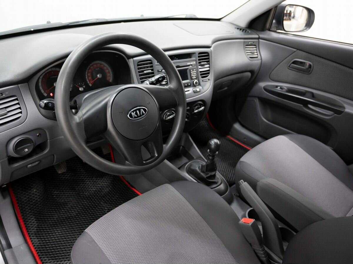 Купить Kia Rio с пробегом. Фото: #6