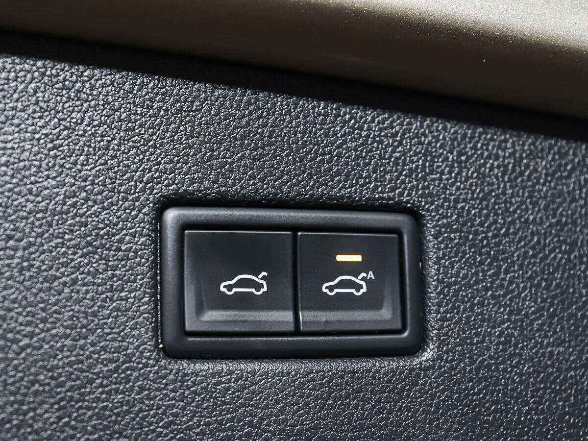 Купить Volkswagen Tiguan с пробегом. Фото: #13