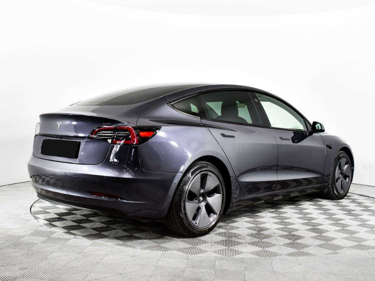 Купить Tesla Model 3 с пробегом. Фото: #4
