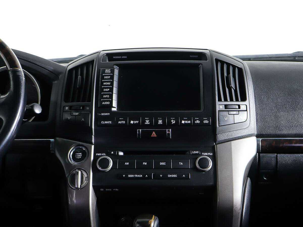 Купить Toyota Land Cruiser с пробегом. Фото: #11