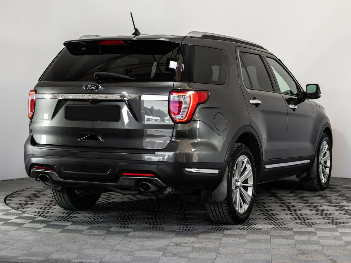 Купить Ford Explorer с пробегом. Фото: #3