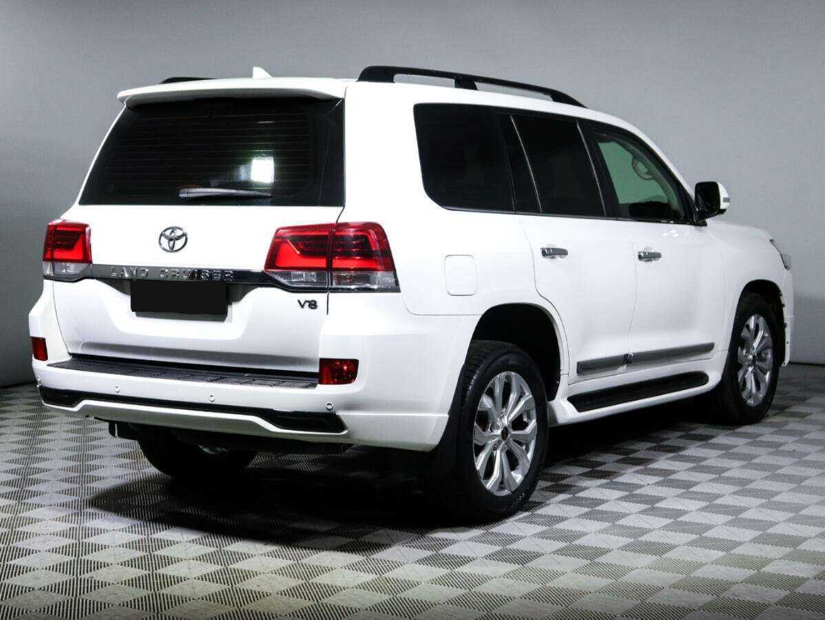 Купить Toyota Land Cruiser с пробегом. Фото: #4