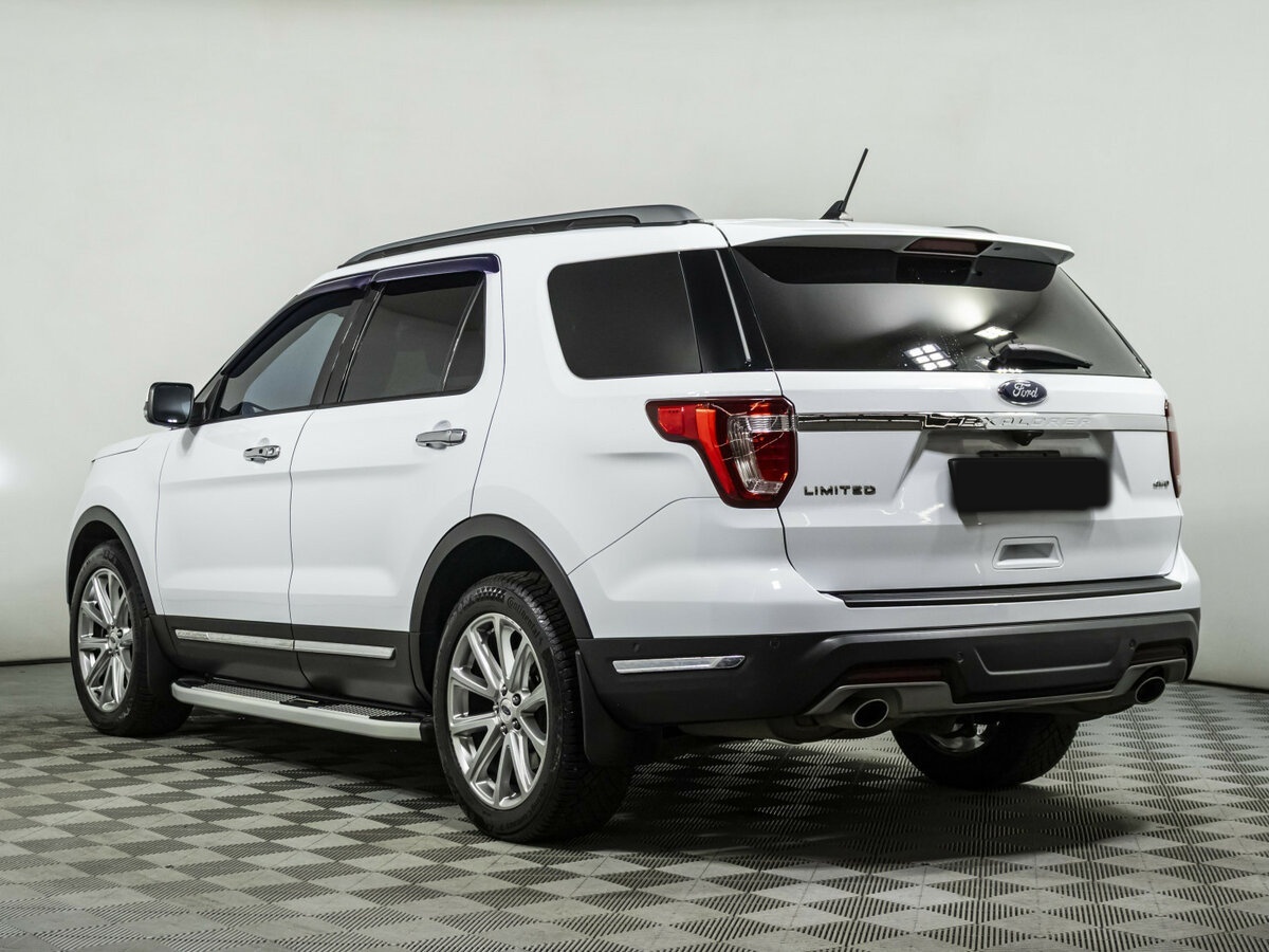 Купить Ford Explorer с пробегом. Фото: #5