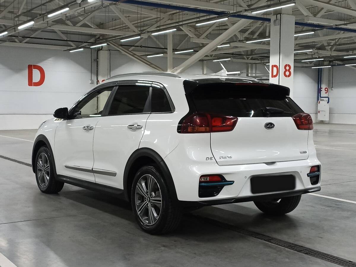 Купить Kia Niro с пробегом. Фото: #6