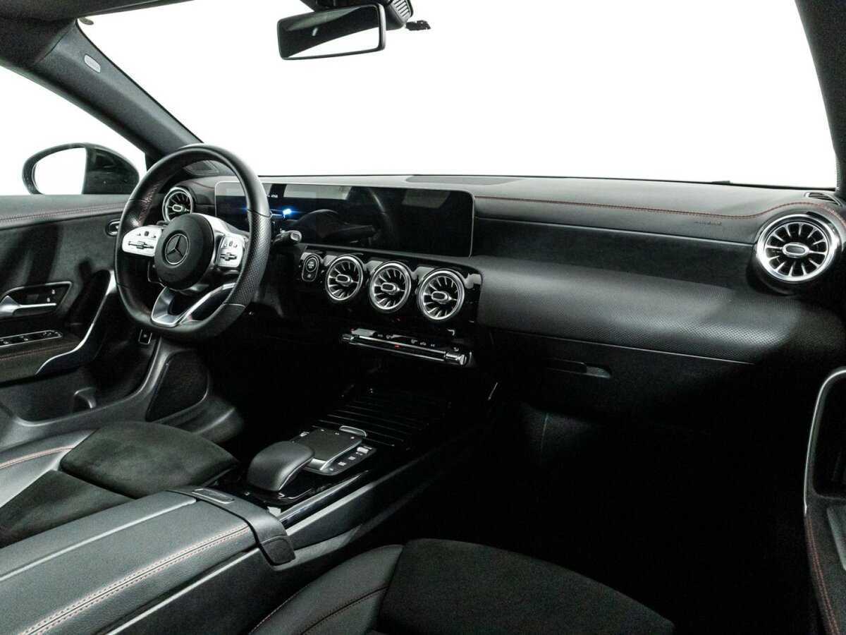Купить Mercedes-Benz CLA с пробегом. Фото: #8