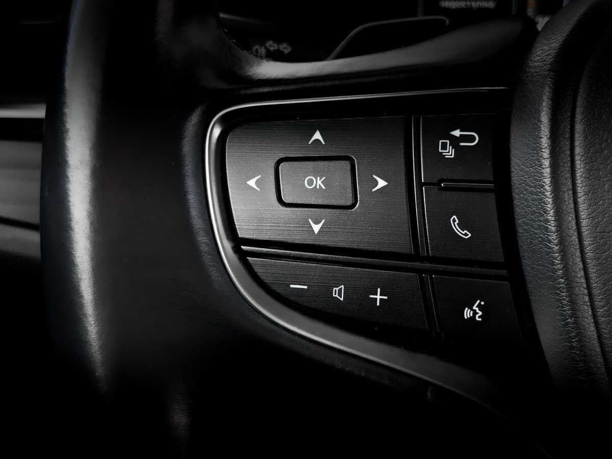 Купить Lexus ES с пробегом. Фото: #28