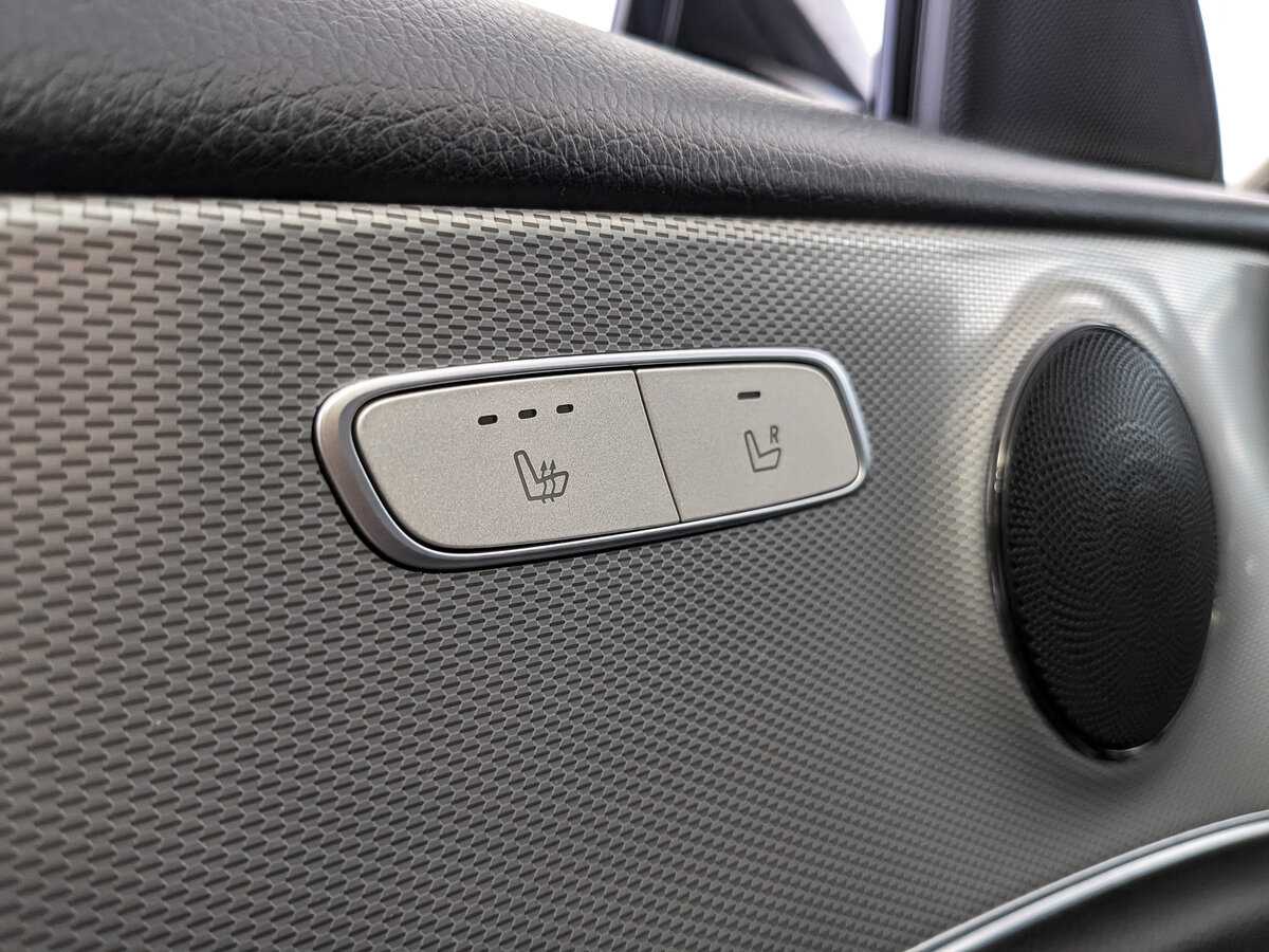 Купить Mercedes-Benz E-Класс с пробегом. Фото: #20