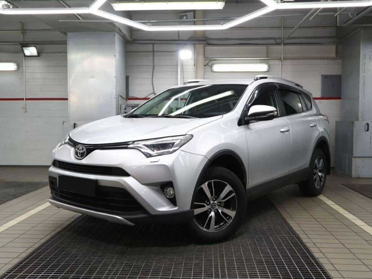 Купить Toyota RAV4 с пробегом. Посмотреть фото