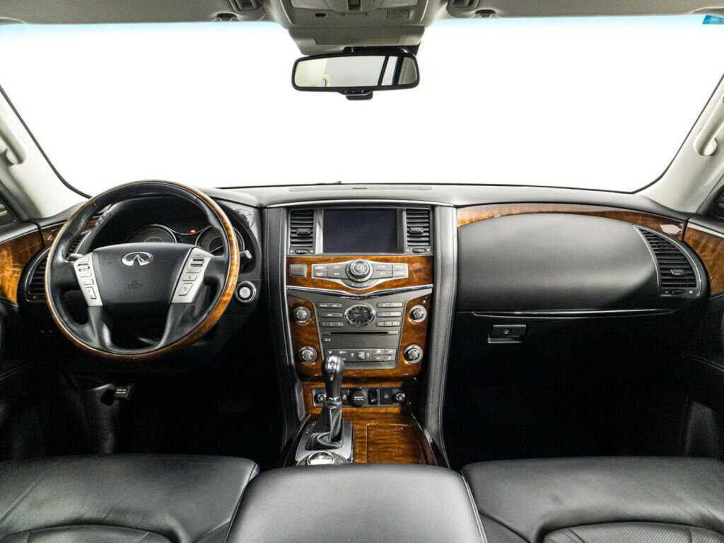Купить Infiniti QX80 с пробегом. Фото: #10